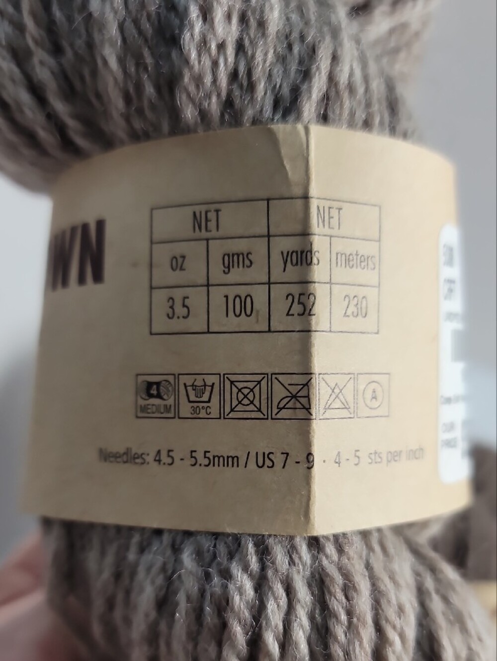 Shepherd's Own Natural Wool Yarn Bundle - Taupe & Brown 5 Skeins - NWT - Picture 3 of 9